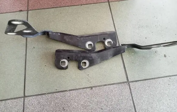 Vauxhall Vectra C Engine bonnet/hood hinges 13213450 13213449