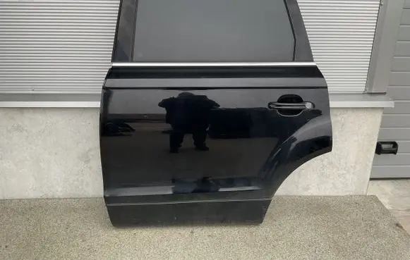 Rear door