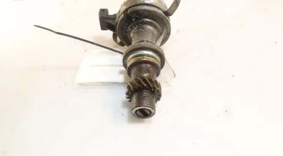 Audi A4 S4 B5 8D Spark distributor 