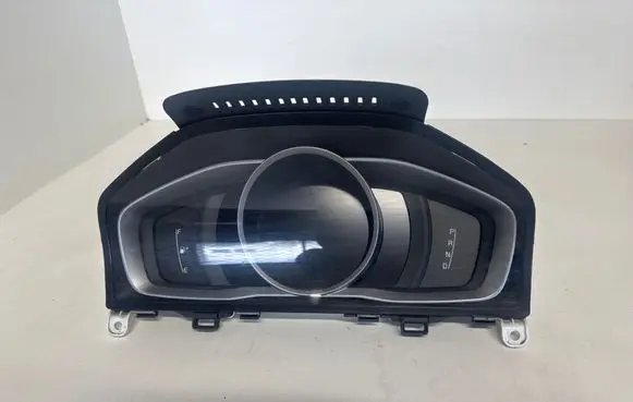Volvo V70 Speedometer (instrument cluster) 31453148