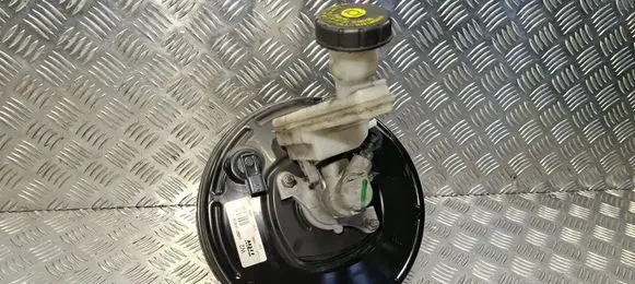 Nissan Juke I F15 Brake booster 460071KW2B