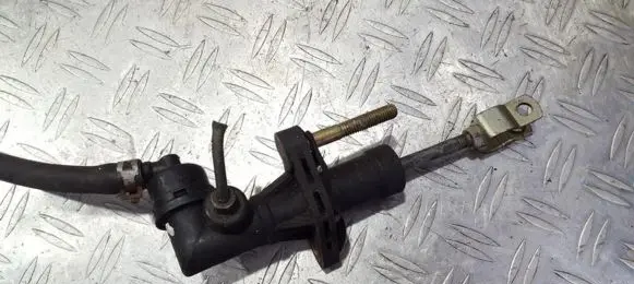 KIA Sedona Clutch master cylinder