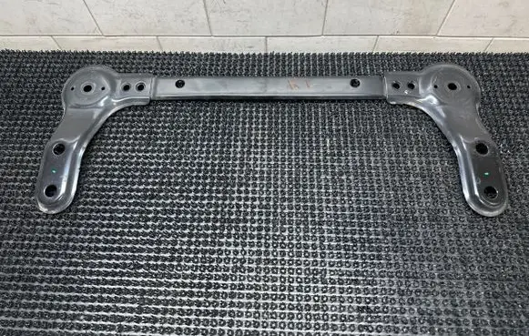 Renault Koleos II Front subframe
