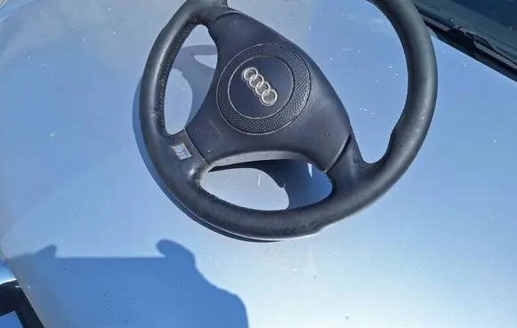 Audi A6 S6 C5 4B Steering wheel
