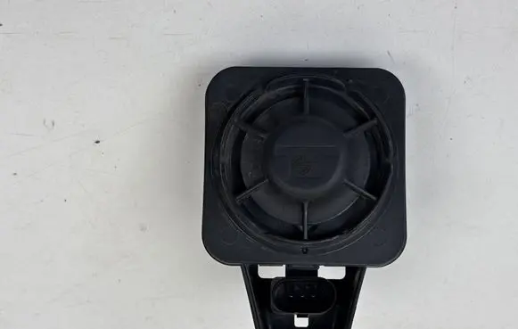 Skoda Rapid (NH) Alarm system siren 5Q0951605A