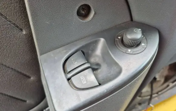 Fiat Ducato Electric window control switch