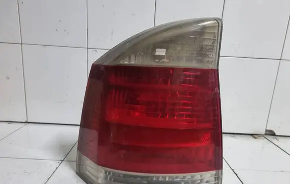 Opel Vectra C Rear/tail lights 13131000