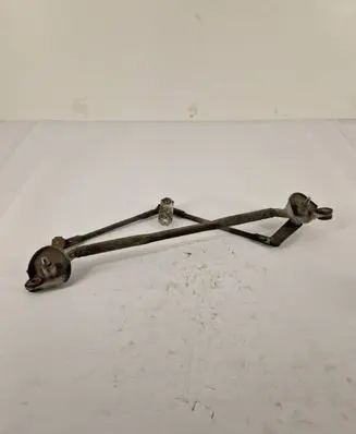 Toyota Corolla E120 E130 Front wiper linkage and motor 