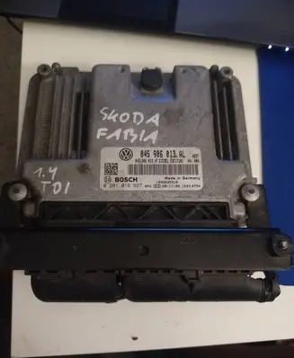 Skoda Fabia Mk2 (5J) Engine control unit/module ECU 045906013AL