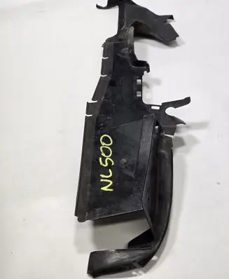 BMW X5 E53 Radiator trim 7123350