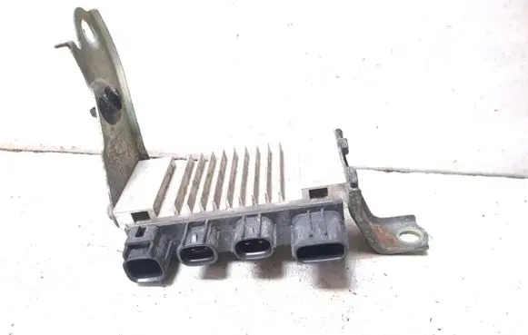 Toyota Hilux (AN120, AN130) Glow plug pre-heat relay 285510E010