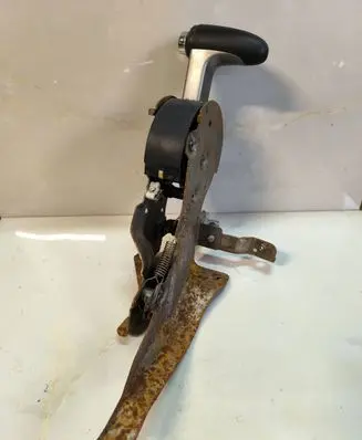 Honda CR-V Hand brake release handle 4710FSWWA051