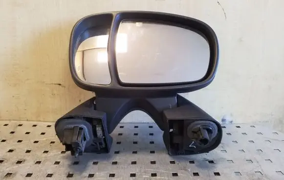 Nissan Primastar Front door electric wing mirror 20209240