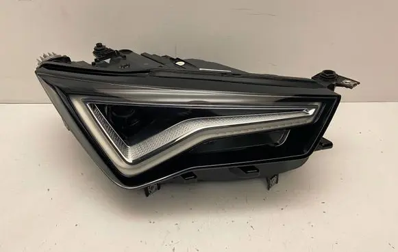 Seat Ateca Headlight/headlamp 576941032B MDE811162A 1EX01489132