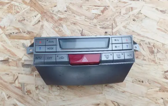 Subaru Legacy Climate control unit 72311AJ030 A2C53283934