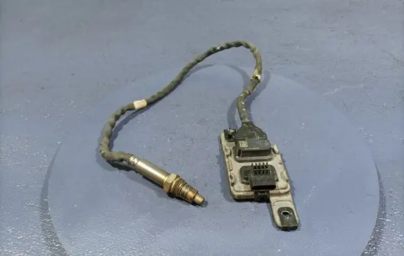 Skoda Superb B8 (3V) Lambda probe sensor 04L907805ES