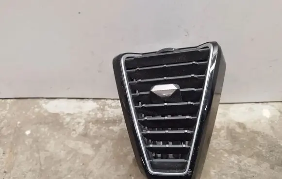 Citroen DS7 Crossback Dashboard air vent grill cover trim 98161423DX 98161423