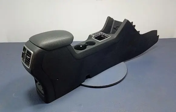 KIA Sportage Center console 84611-F1200