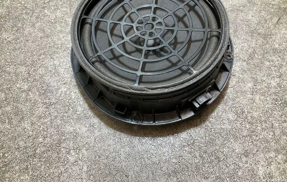 Audi A4 S4 B9 Front door speaker