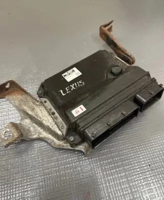 Lexus IS 220D-250-350 Engine control unit/module 8966153701
