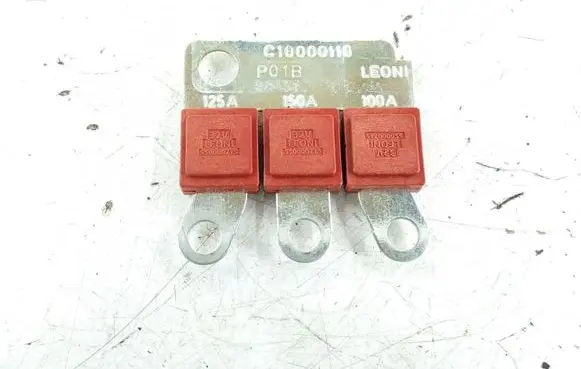 Mercedes-Benz C W205 Cruise control relay C10000116 P01B