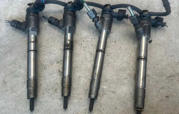 Opel Zafira C Fuel injectors set 55488616 0445110713