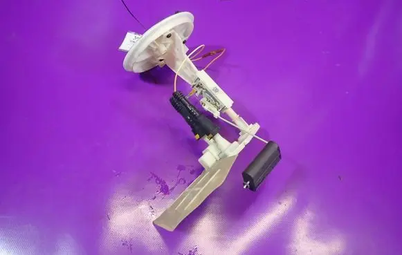 Jaguar X-Type Fuel level sensor 