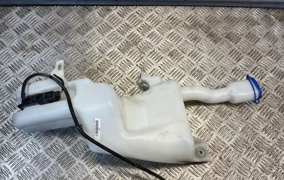 Ford Transit Courier Windshield washer fluid reservoir/tank JT7617B613ab