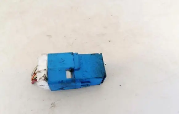 Nissan Almera N16 Other relay 252309f920 4ra007813-03