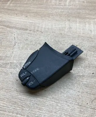 Ford Focus Multifunctional control switch/knob 98AB14K147AC
