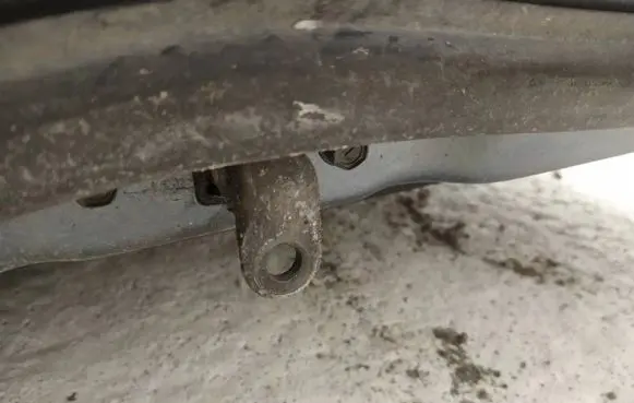 Hyundai Matrix Front door check strap stopper 