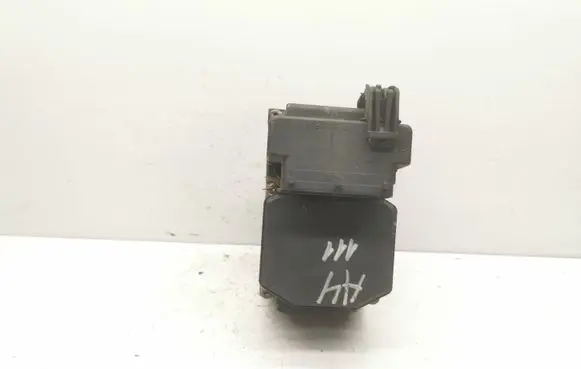 Audi A4 S4 B5 8D ABS Pump 3B0614111