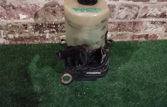 Ford Focus ST Power steering pump