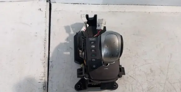 Gear shifter/selector