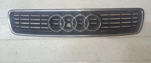Audi A4 S4 B5 8D Front grill 8D0853651