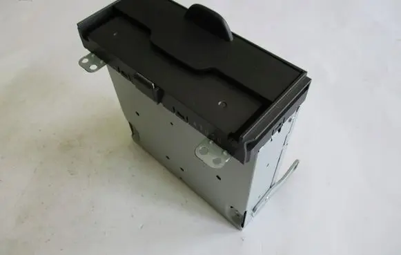 Jeep Cherokee CD/DVD changer P68225372AB
