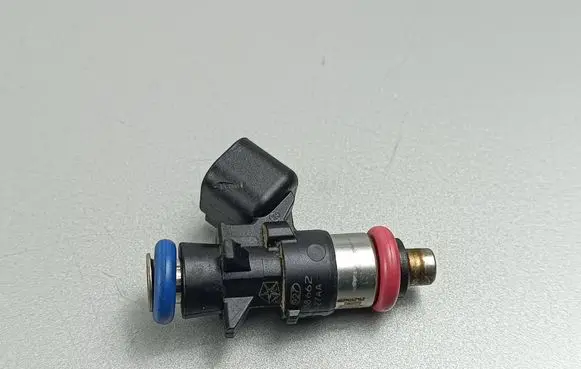 Jeep Grand Cherokee Fuel injector 0280158662