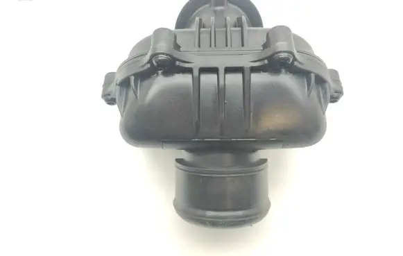 Mercedes-Benz Sprinter W906 Intake resonator A6421400000