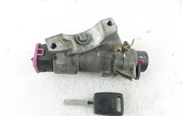Audi TT Mk1 Ignition lock 4B0905851B