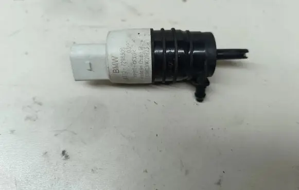 BMW 4 F32 F33 Windscreen/windshield washer pump 7298309 9220803 02200007