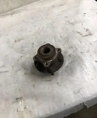 Ford Mondeo MK V Front upper strut mount 