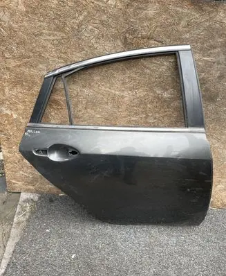 Mazda 6 Rear door
