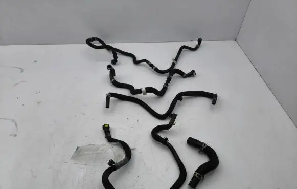 Nissan Qashqai Engine coolant pipe/hose
