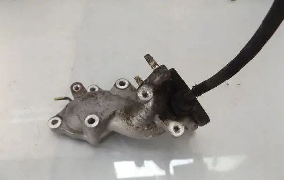 Toyota Corolla E120 E130 EGR valve line/pipe/hose