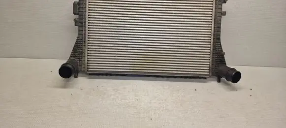 Skoda Octavia Mk2 (1Z) Intercooler radiator 1K0145803BN