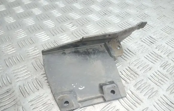 BMW 1 E82 E88 Rear mudguard 7117637