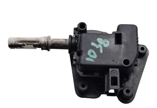 Audi A4 S4 B7 8E 8H Tailgate boot lock/latch motor 8E9827833