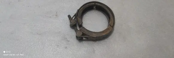 Audi A3 S3 8V Muffler pipe connector clamp 04L253725