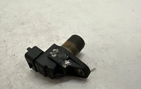 Mercedes-Benz E W211 Camshaft position sensor A0031539728