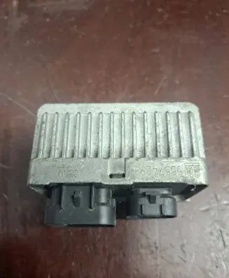 Glow plug pre-heat relay